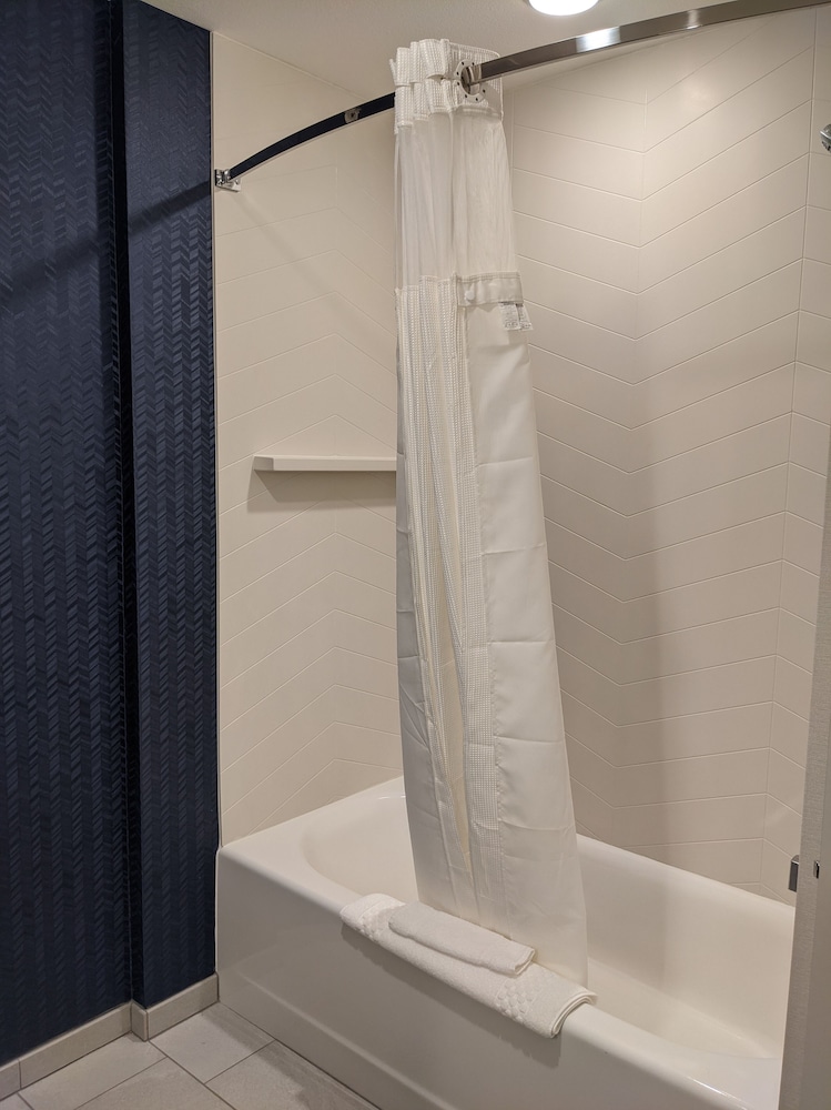 Fairfield Inn & Suites by Marriott Lincoln Crete - photo 14