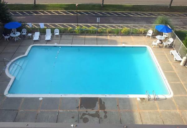 Motel 6 Williamsburg - photo 8