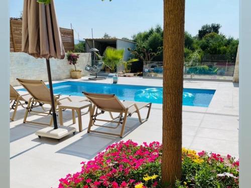 Amare suite — 4-Star Luxury Hotel in Perivolia, Greece