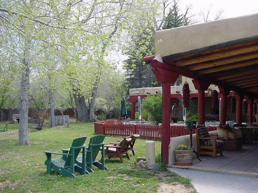 El Pueblo Lodge - photo 32