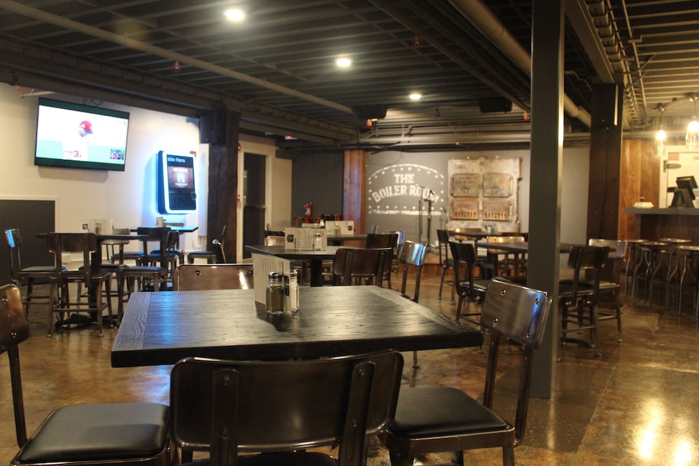 The Stricklin Hotel - photo 28