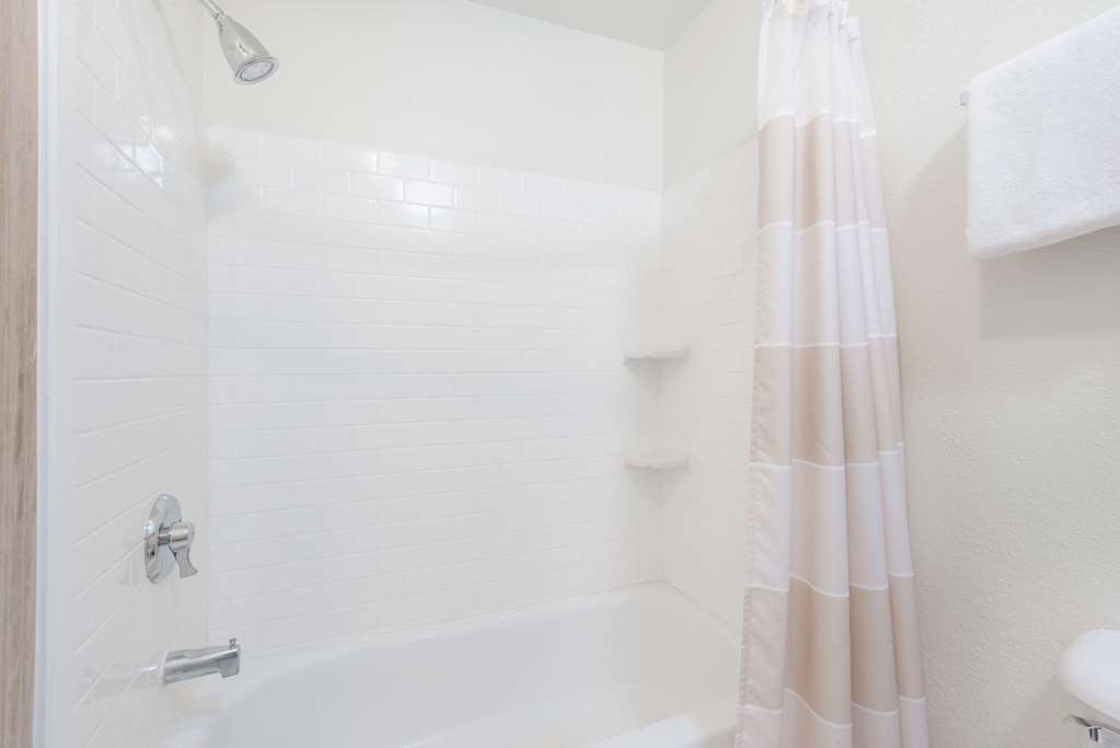 Baymont by Wyndham Santa Fe - photo 10