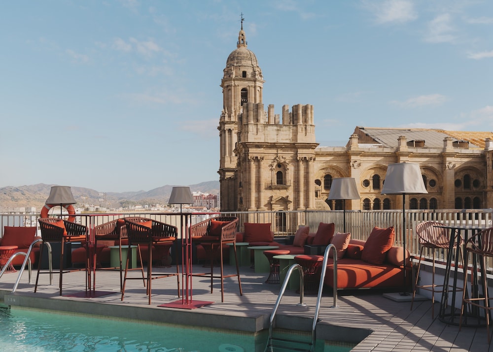 Catalonia Molina Lario — hotel in Malaga