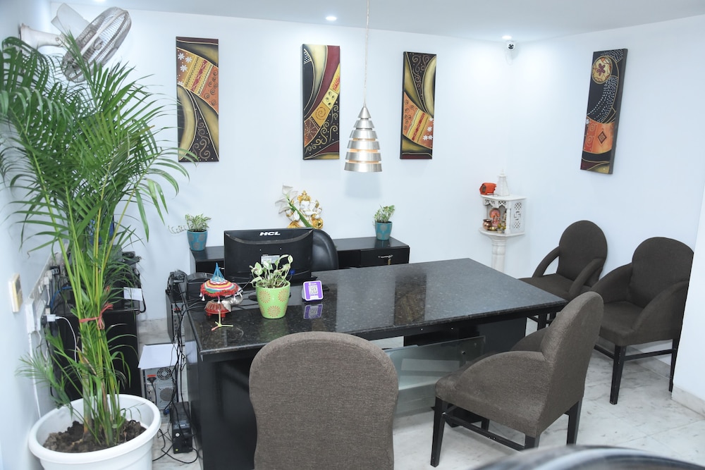Posh Suites Gurgaon — Gurgaon — photo 2