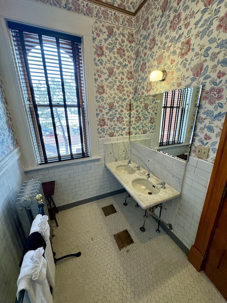 Cripple Creek Hospitality House & Travel Park - photo 40