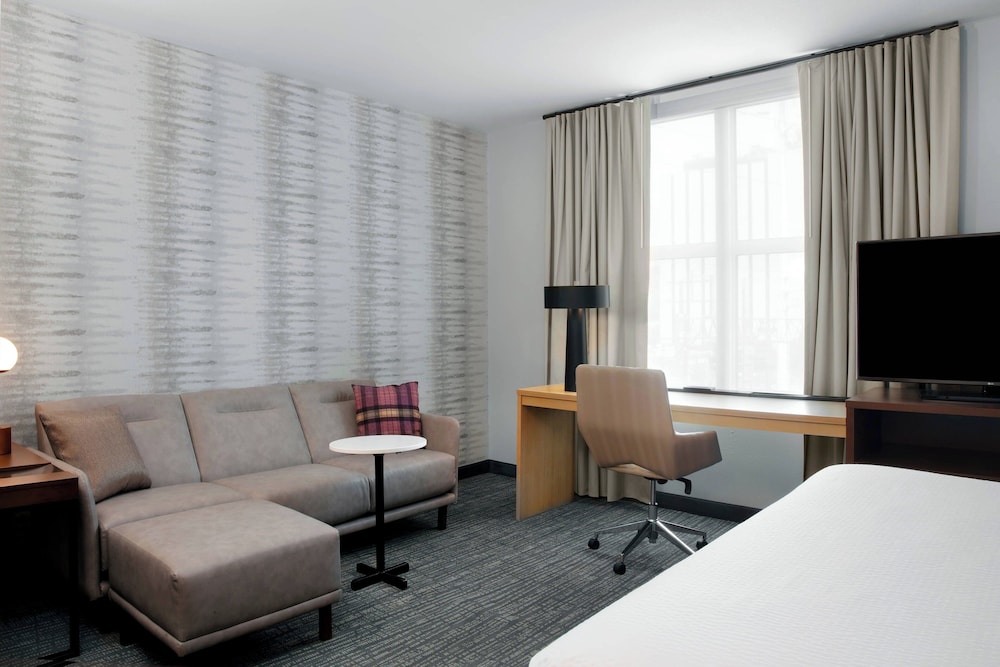 Residence Inn by Marriott Norwalk - photo 24