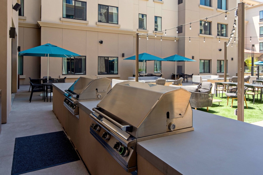 Residence Inn by Marriott Valencia - photo 19