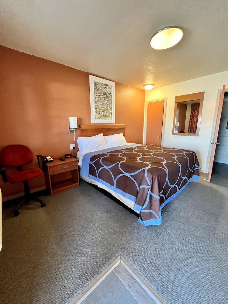 Sun Valley Motel - photo 4