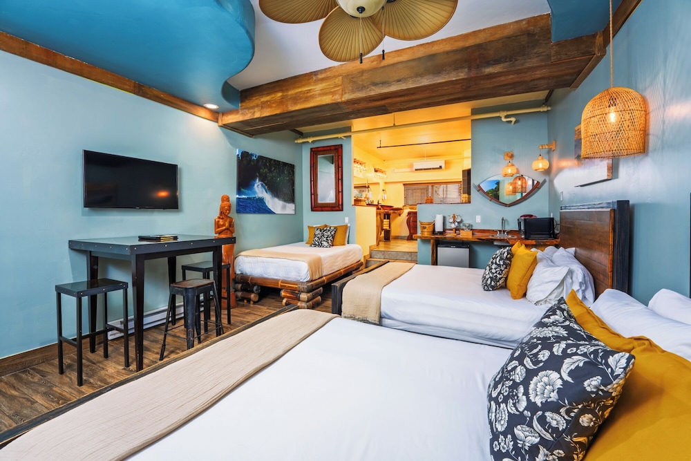 Nomads Hotel Near San Clemente Pier - photo 9