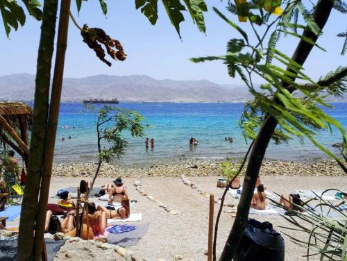 Sunshine Suite Boutique Only 5 Min Walk To The Beach By Seaelo Eilat — 4-Star Luxury Hotel in Eilat, Israel