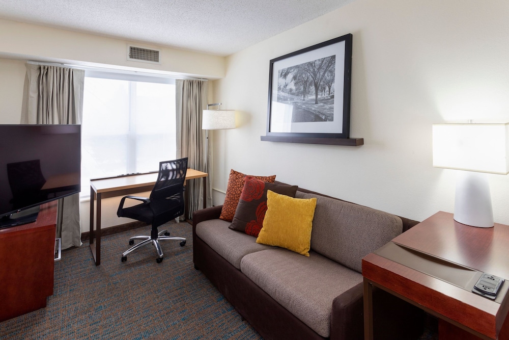 Residence Inn by Marriott Minneapolis St. Paul Roseville - photo 22
