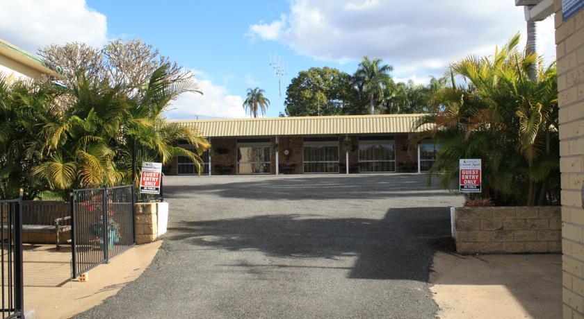 Central Motel Gin Gin