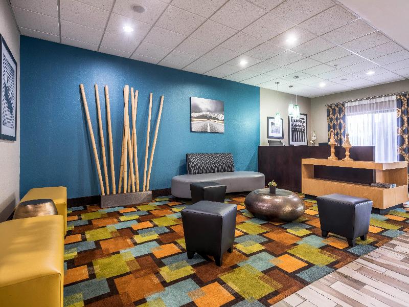 Holiday Inn Express & Suites Roanoke Rapids SE by IHG - photo 9