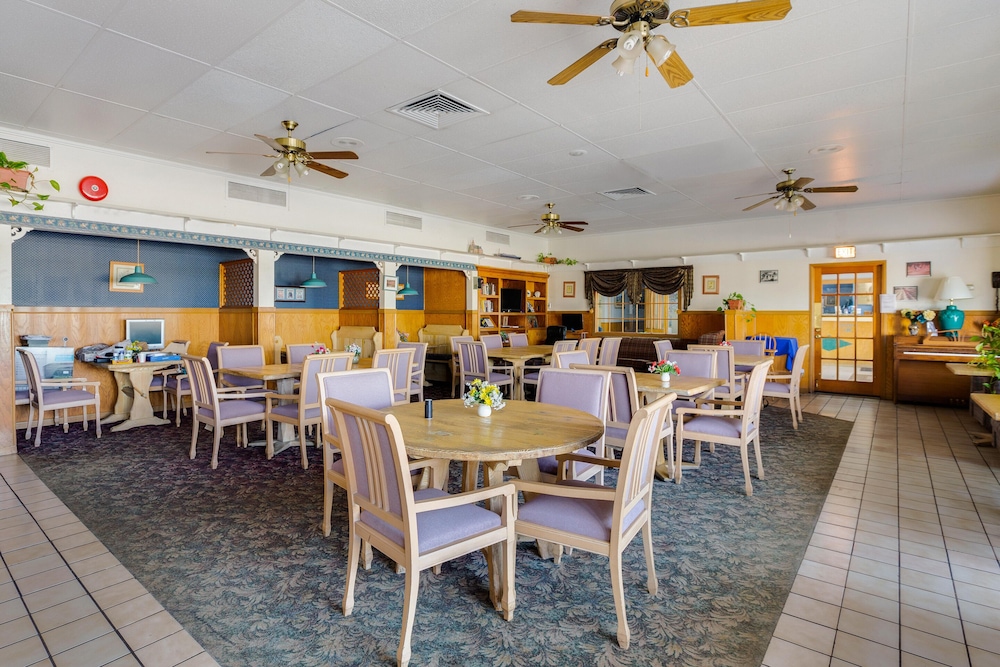 OYO Hotel Tyler Lindale - photo 26