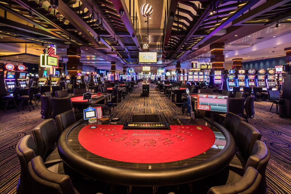 Isle Casino Hotel Bettendorf - photo 38