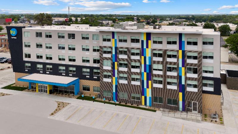 Tru by Hilton Lincoln East - photo 3