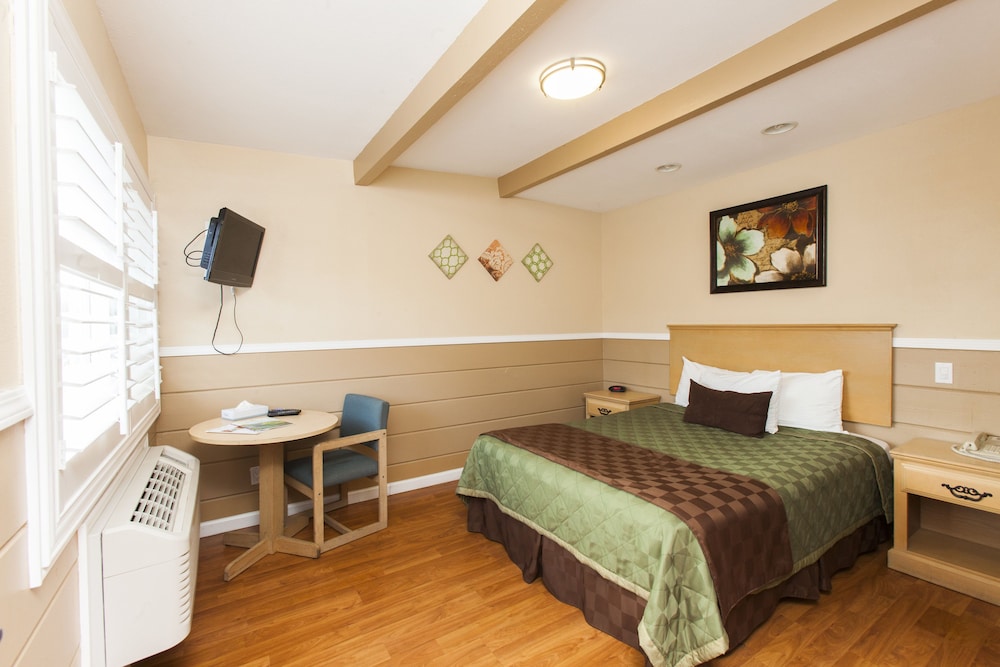 Tri Valley Inn and Suites Pleasanton - photo 12