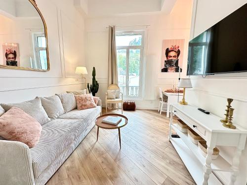 Winter Palace Parking Centre Calme in Menton, France