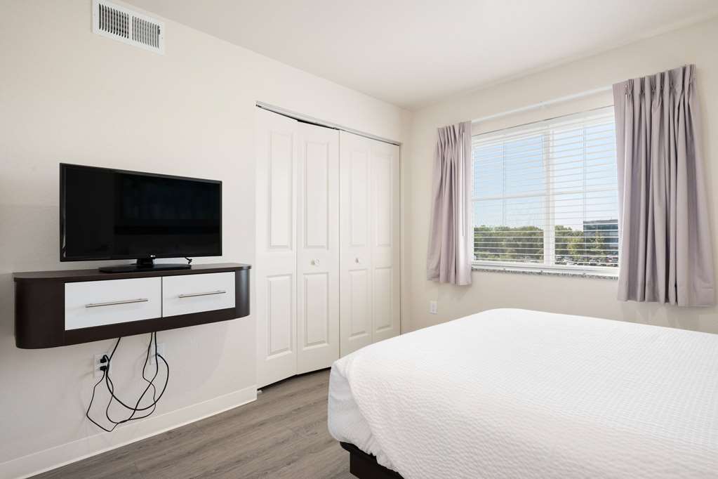 WaterWalk Extended Stay by Wyndham Minneapolis Plymouth - photo 45
