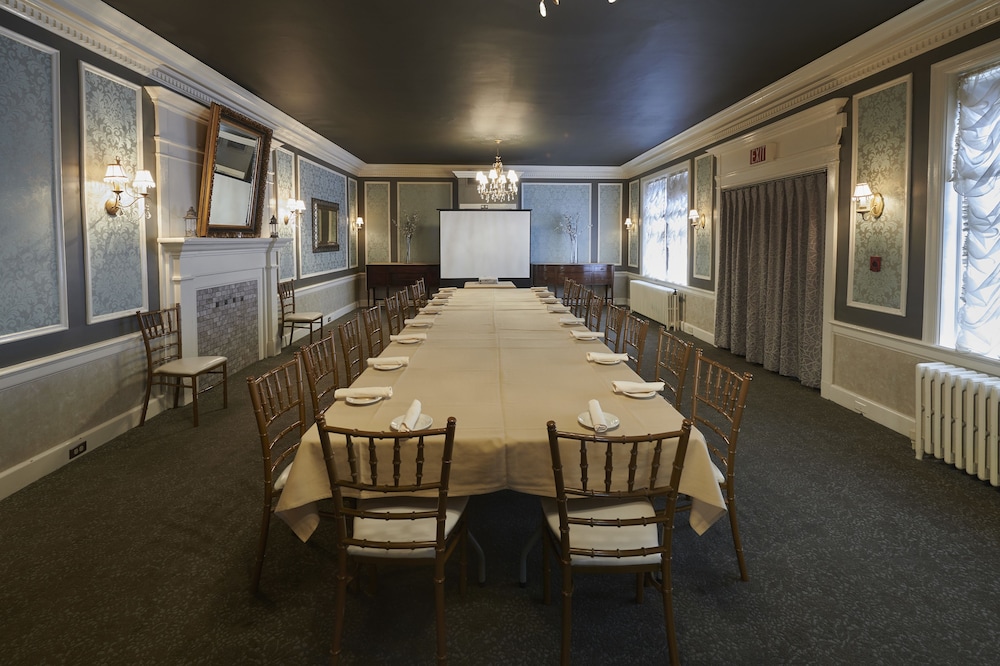 Lititz Springs Inn - photo 44