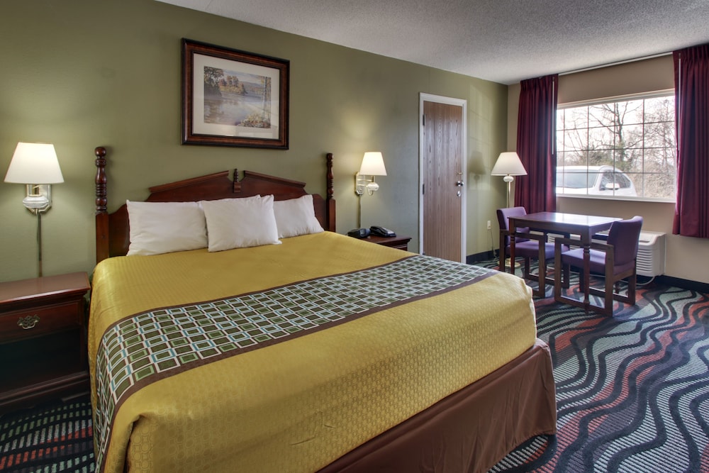Angel Inn Central - photo 15
