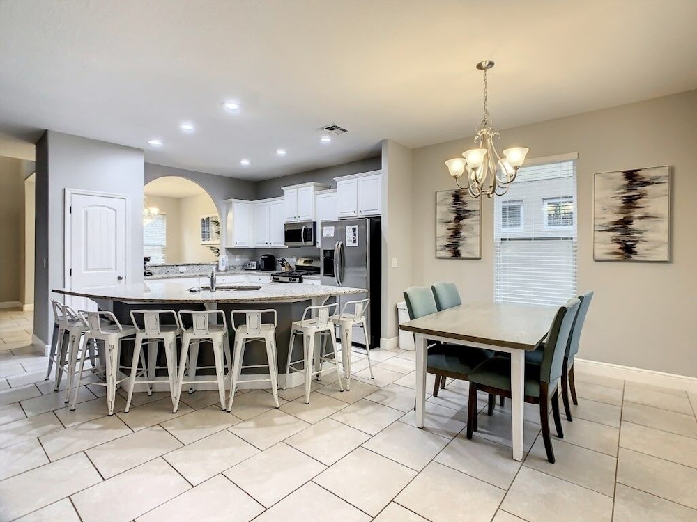 Fun Games & Relaxation At Solterra Resort 6 Bedroom Home by Redawning - photo 16