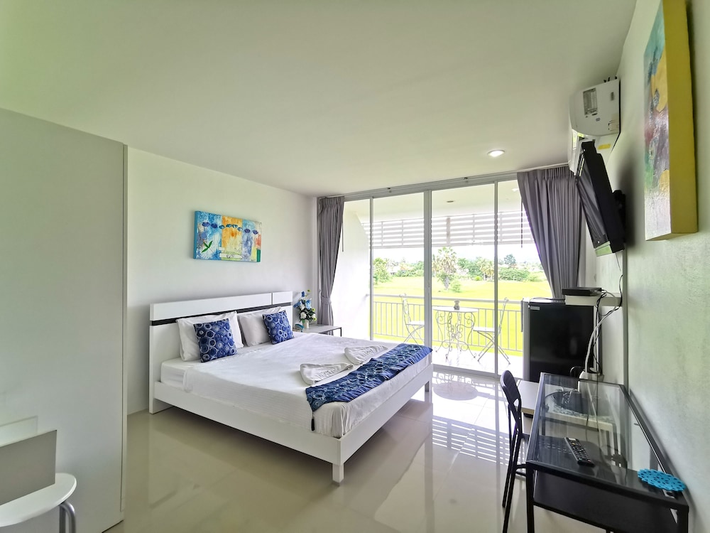 Phet Cha am Plaza & Resort in Cha-Am, Thailand