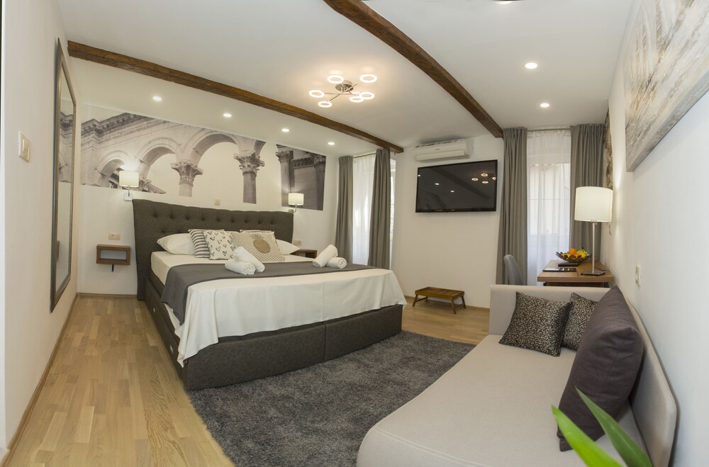 Palace Luxury Room — 4-Star Luxury Hotel in Split, Croatia