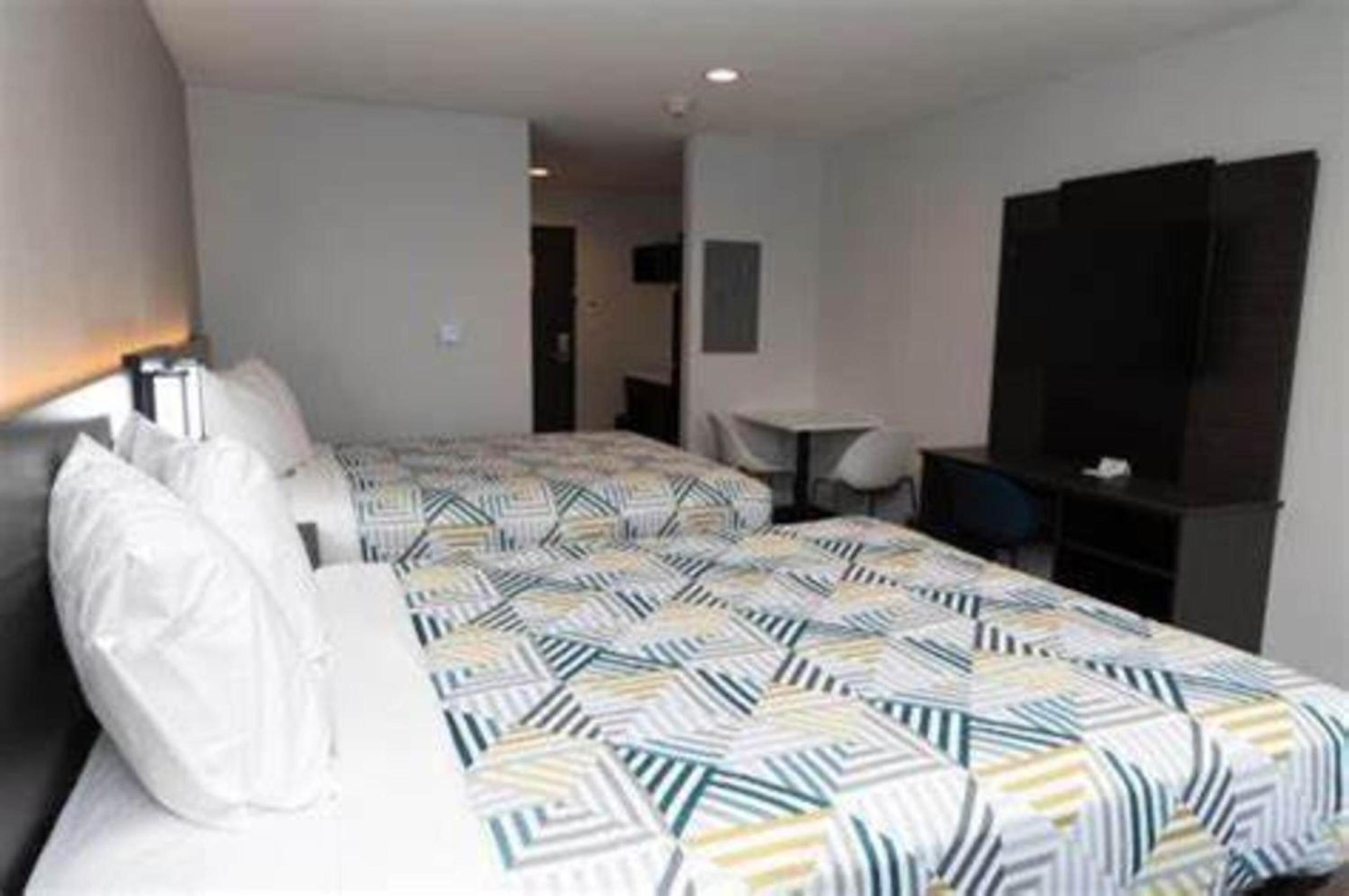 Motel 6 Fort Worth TX Lake Worth - photo 7