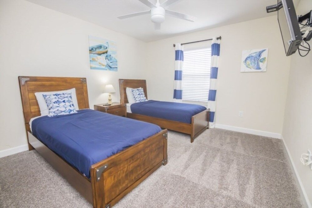 Once Upon A Time Townhome At Storey Lake Resort - photo 8