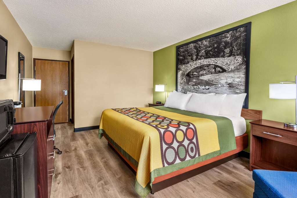 Super 8 by Wyndham Ankeny Des Moines Area - photo 11