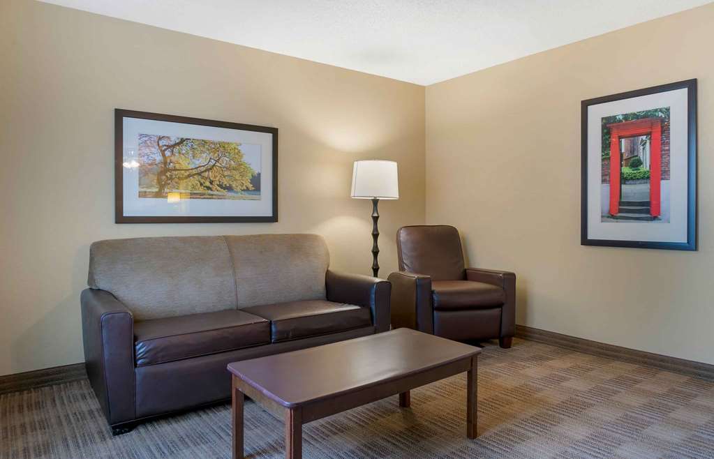 Extended Stay America Suites Detroit Metropolitan Airport - photo 30