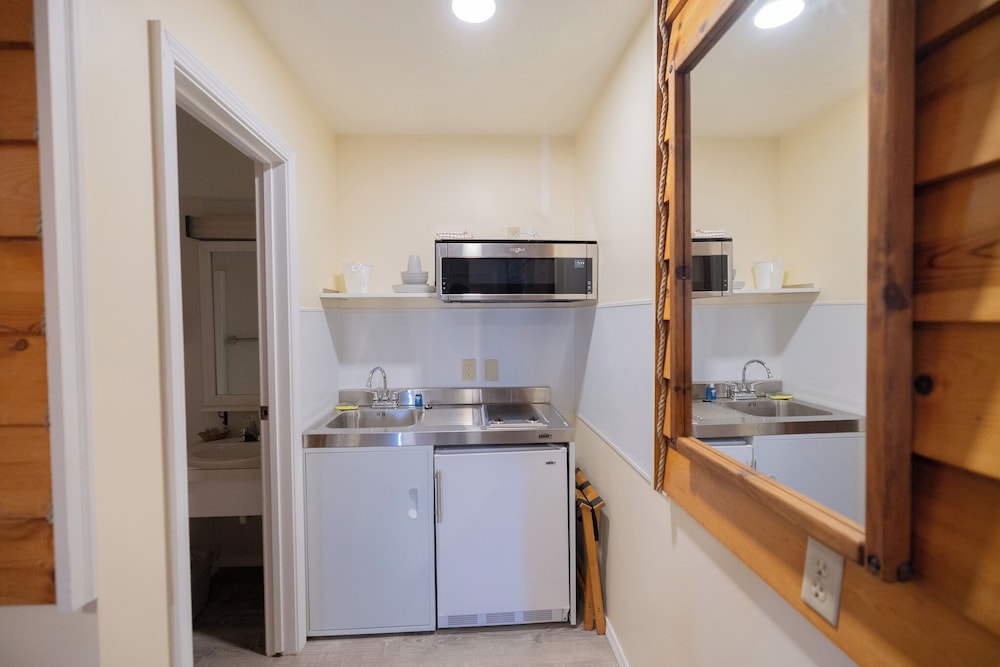 Captain's Choice Motel - photo 15