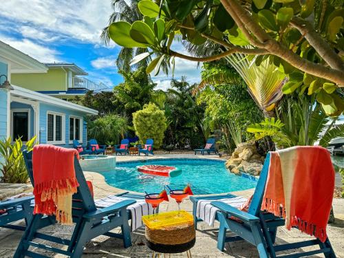 Captain’s Quarters Marathon in Marathon, United States