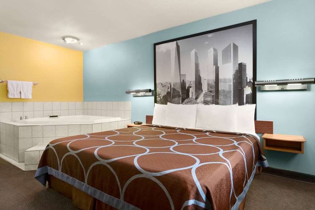 Super 8 by Wyndham Findlay - photo 11