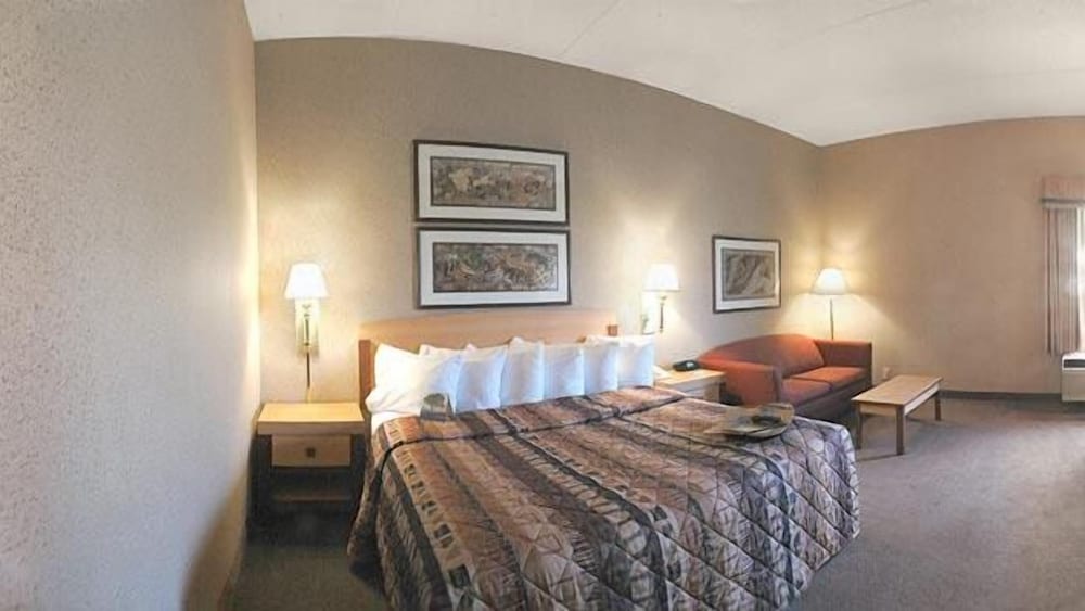 Hampton Inn Seymour - photo 9