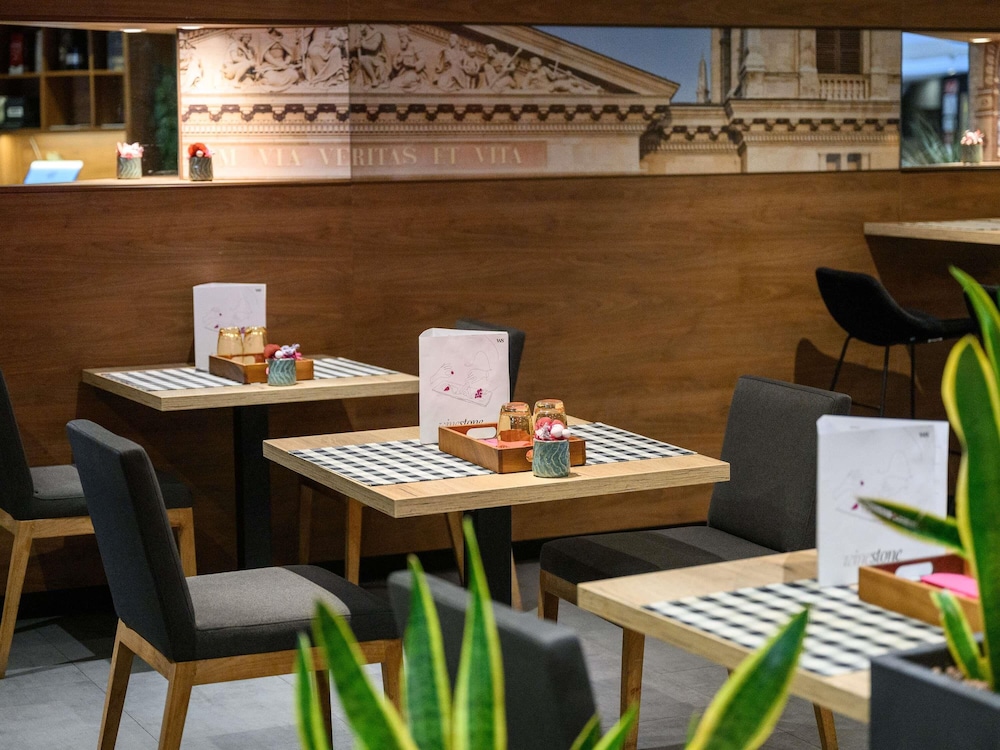 מזון ומשקאות