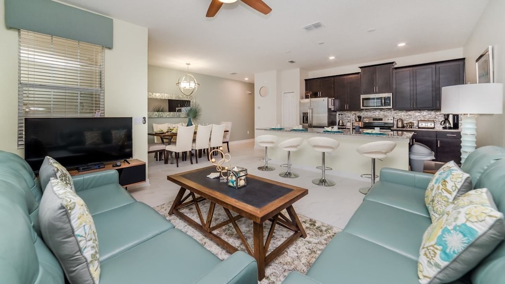 Grhdog9041 Champions Gate Resort 4 Bed 3 Baths Townhouse - photo 4