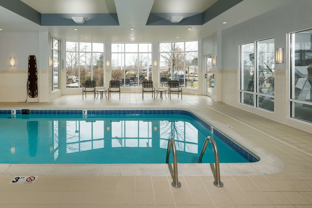 Hilton Garden Inn Cincinnati Blue Ash - photo 18