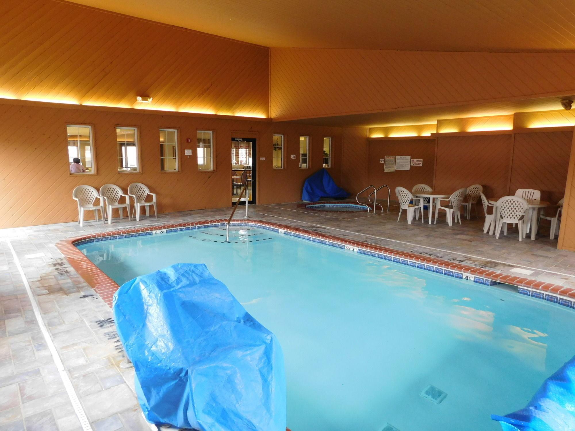 Days Inn by Wyndham Des Moines Merle Hay - photo 13