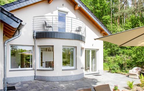 Amazing Home In Nideggen With Wifi — 5-Star Luxury Hotel in Nideggen, Germany
