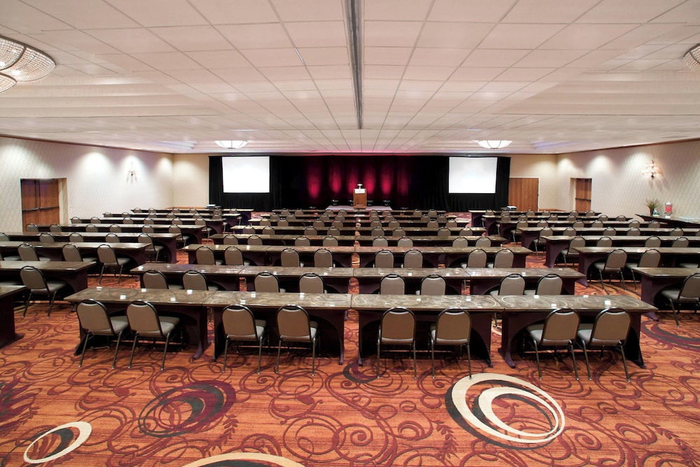 Sheraton Minneapolis West Hotel - photo 102