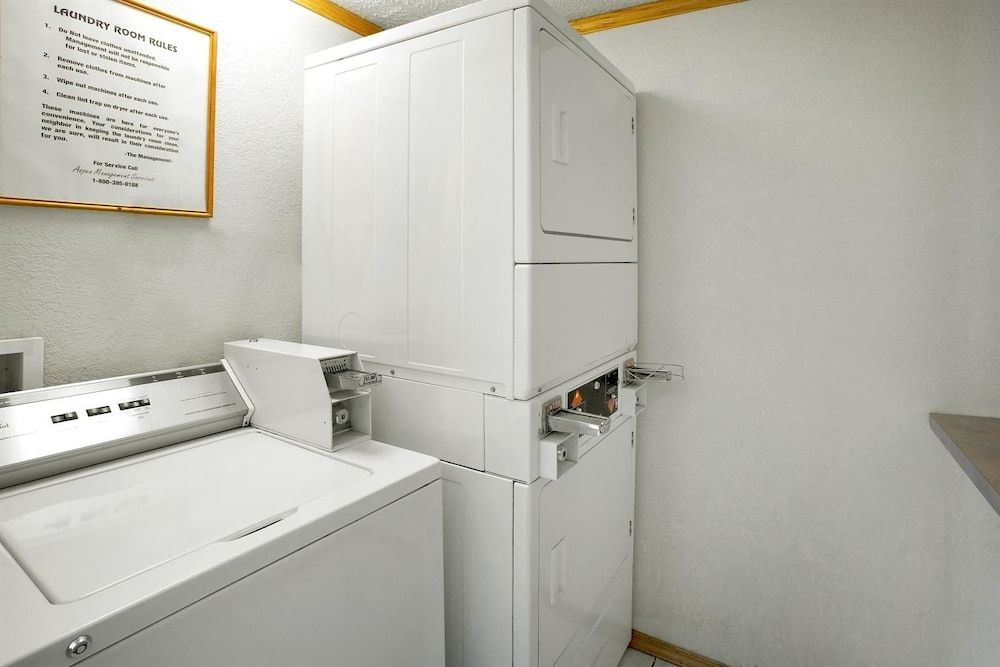 Americas Best Value Inn Merrillville - photo 3