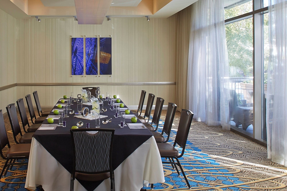Renaissance Atlanta Midtown Hotel - photo 82