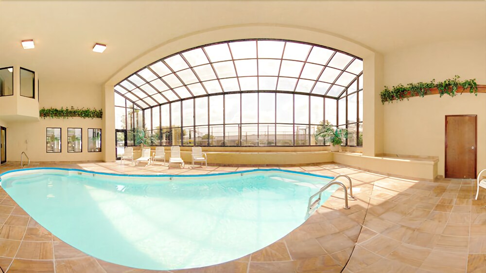 Holiday Inn Express & Suites Indianapolis East By Ihg - photo 24
