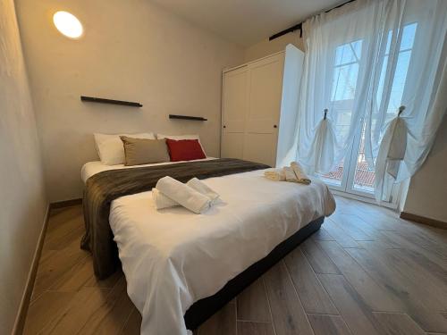 A waay Suite San Massimo 2 — 4-Star Luxury Hotel in Turin, Italy