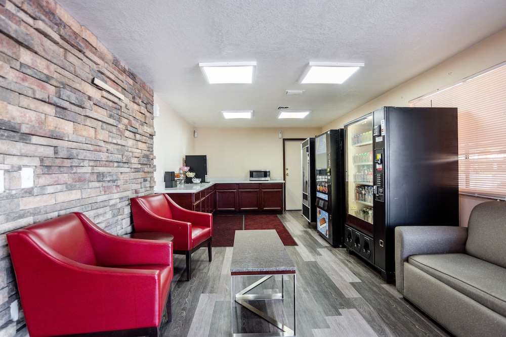 Motel 6 Mesa AZ Downtown - photo 5