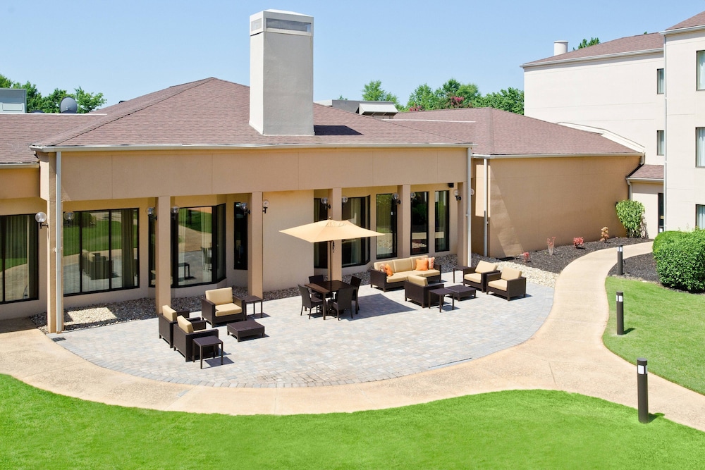 Courtyard by Marriott Huntsville University Drive - photo 26