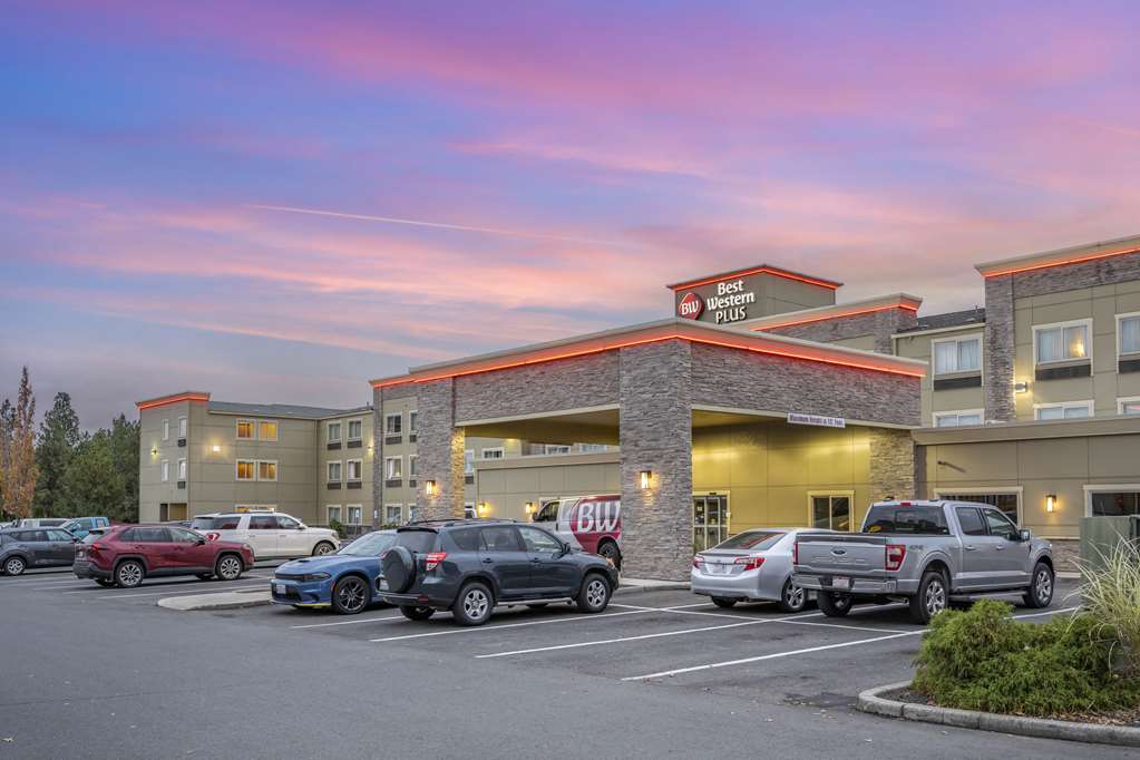 Best Western Plus Peppertree Airport Inn - photo 30