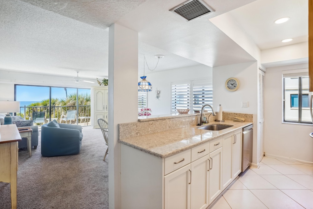 Land's End 10 305 Beach Front - photo 37